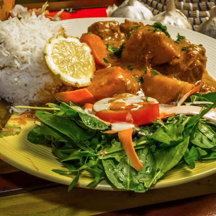 OQG RESTAURANT/Spécialité du Sénégal : MAFÉ DE BOEUF