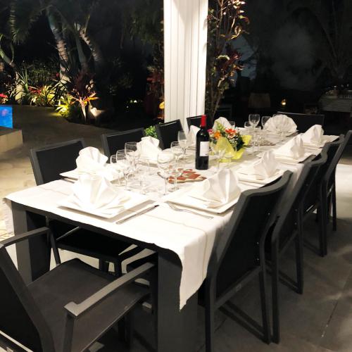 VILLA O'QG - VILLA DE RÉCEPTION TAMPON 974 - TABLE DE FÊTE