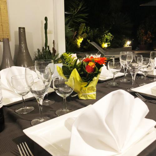 VILLA O'QG - VILLA DE RÉCEPTION TAMPON 974 - TABLE DE FÊTE