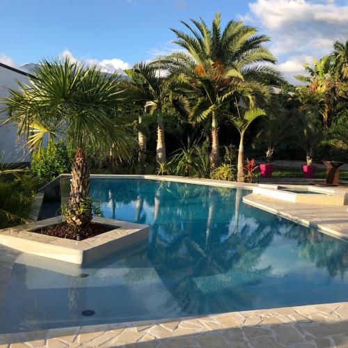 VILLA O'QG - VILLA DE RÉCEPTION TAMPON 974 - PISCINE & JACUZZI